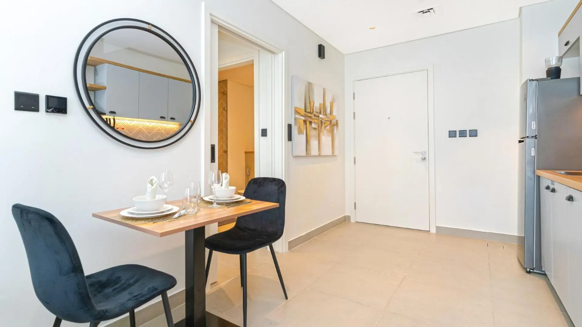 Chic Apt I Great Amenities I Modern Living 두바이 아랍에미리트