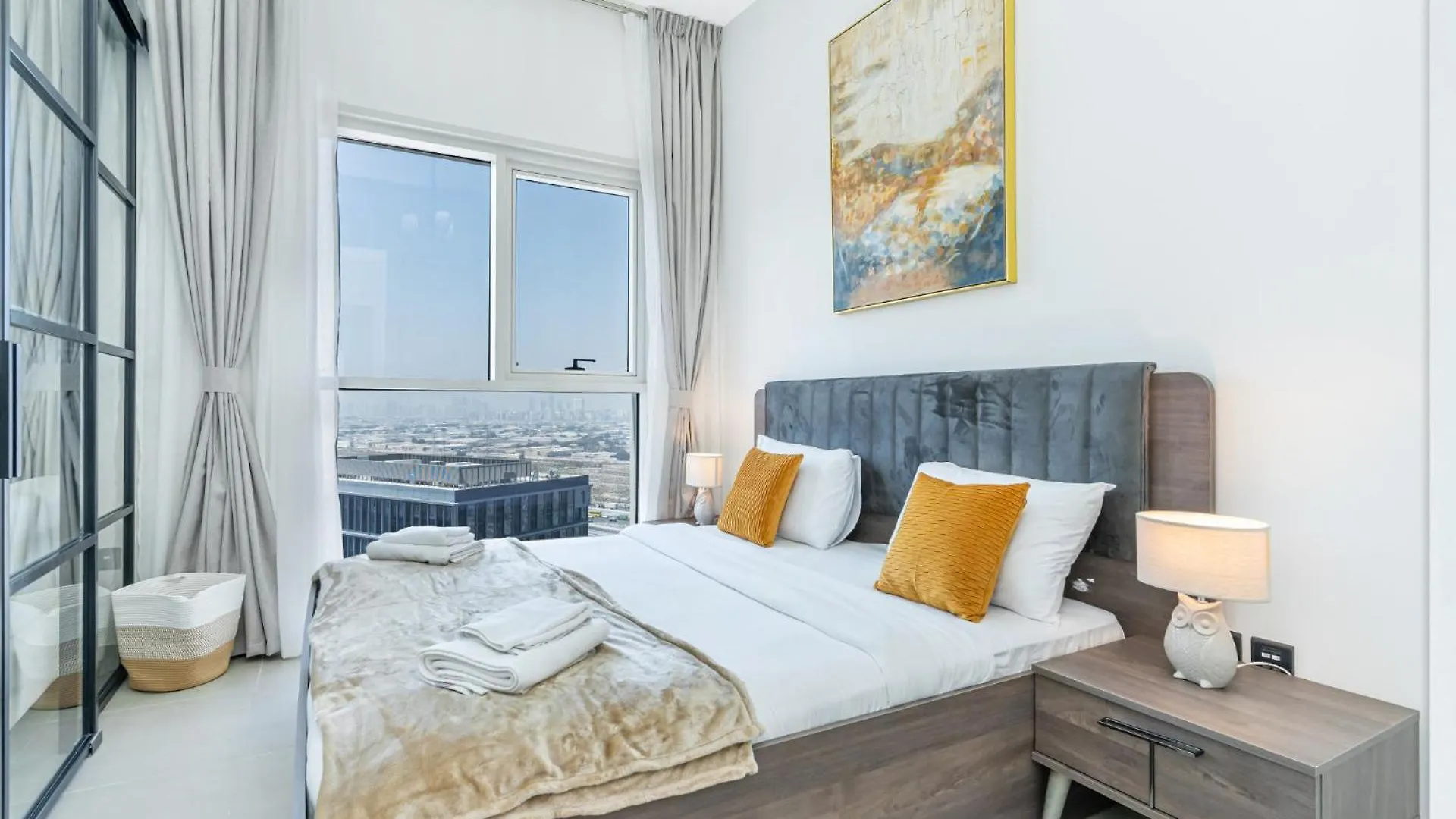 Chic Apt I Great Amenities I Modern Living 두바이 아파트
