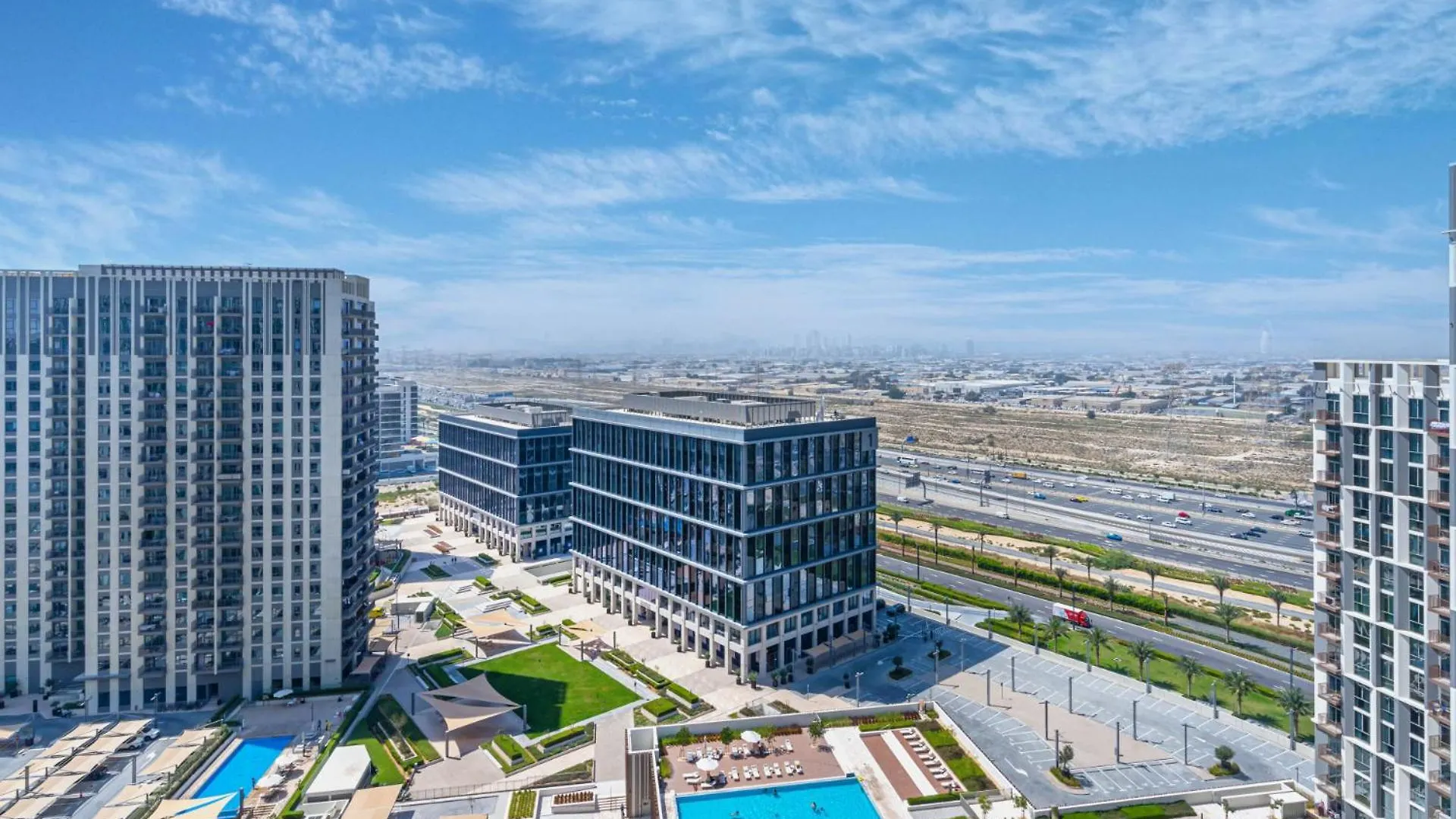Chic Apt I Great Amenities I Modern Living 두바이 아랍에미리트